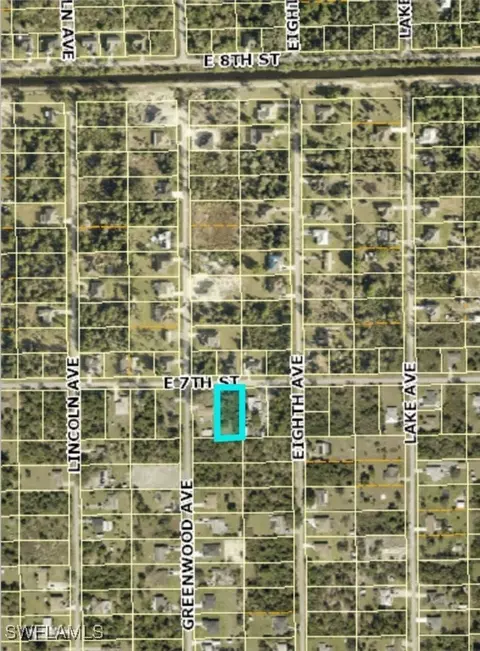 702 E 7th St, Lehigh Acres, FL 33972