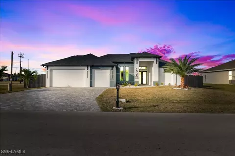 1525 NW 4th St, Cape Coral, FL 33991