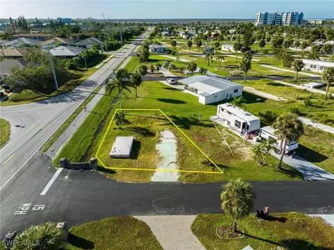 13611 Nightbird Dr, Fort Myers, FL 33908