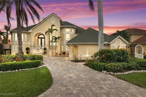 14611 Jonathan Harbour Dr, Fort Myers, FL 33908