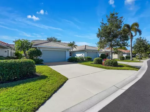 6998 Lone Oak Blvd, Naples, FL 34109