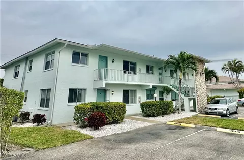 209 SE 15th Pl #112, Cape Coral, FL 33990