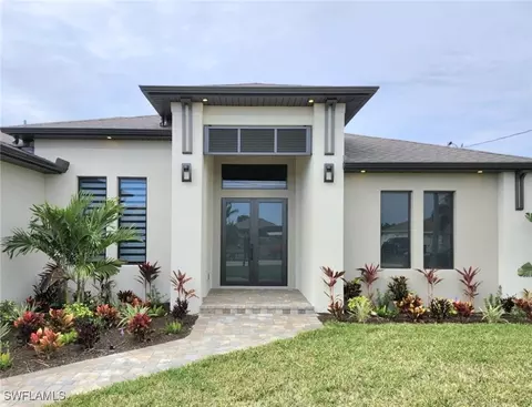 516 NW 35th Pl, Cape Coral, FL 33993