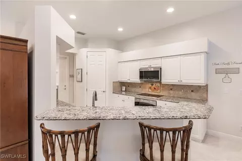 525 Eagle Creek Dr, Naples, FL 34113 photo 15