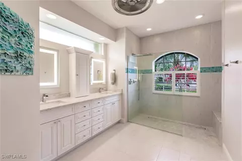 525 Eagle Creek Dr, Naples, FL 34113 photo 13
