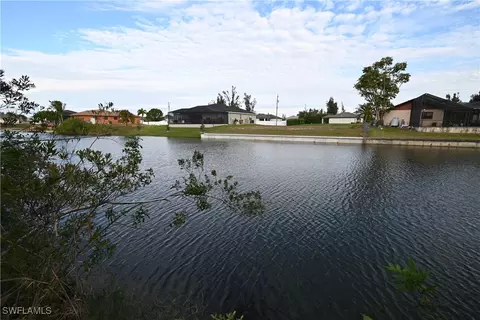 503 NE 17th Ter, Cape Coral, FL 33909