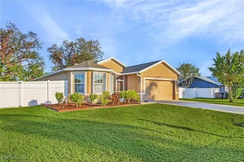 1405 SE 20th Pl, Cape Coral, FL 33990