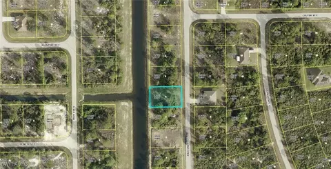 752 Anaconda Ave S, Lehigh Acres, FL 33974