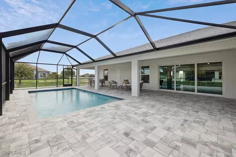 307 NW 9th St, Cape Coral, FL 33993