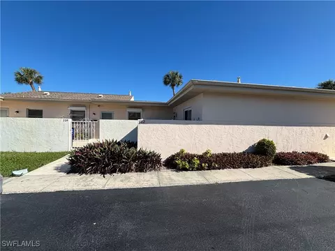 704 Joel Blvd, Lehigh Acres, FL 33936