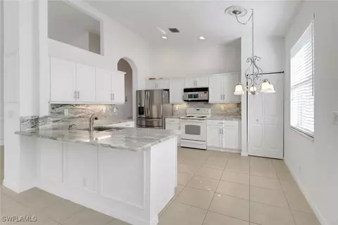 9234 Springview Loop, Estero, FL 33928 photo 5