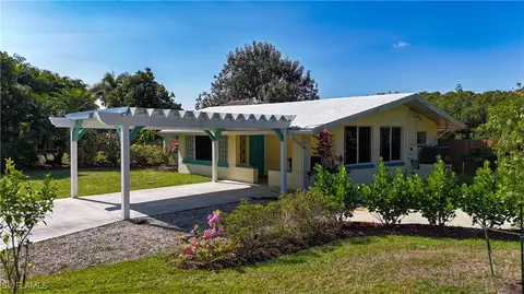 1317 Driftwood Dr, North Fort Myers, FL 33903