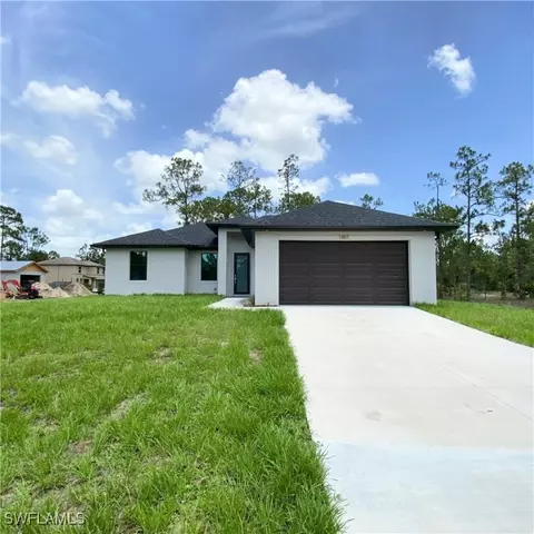 1501 E 15th St, Lehigh Acres, FL 33972