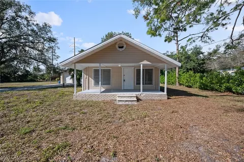 7510 Marx Dr, North Fort Myers, FL 33917