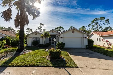 2170 Faliron Rd, North Fort Myers, FL 33917