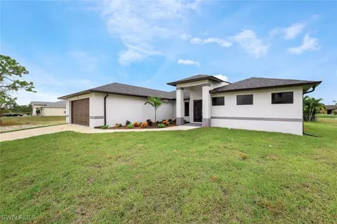 2402 NW 6th Ter, Cape Coral, FL 33993
