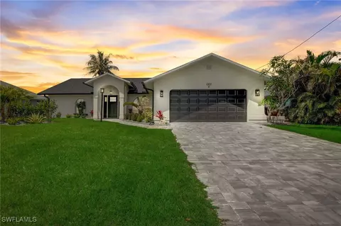 1307 SW 40th Ter, Cape Coral, FL 33914