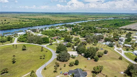 1038 Seminole Cir, Moore Haven, FL 33471