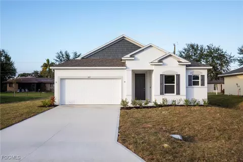 617 SE 3rd Ter, Cape Coral, FL 33990