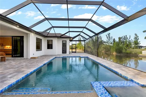 2139 SW 4th Ct, Cape Coral, FL 33991