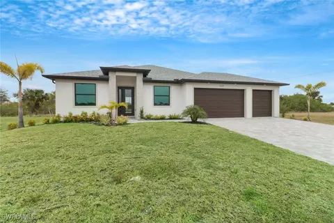 1117 NE 15th Ter, Cape Coral, FL 33909