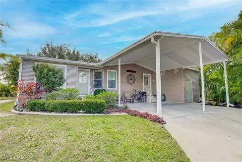 14521 Lara Cir, North Fort Myers, FL 33917