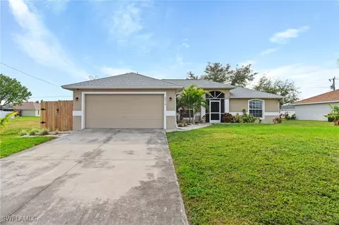 2210 NE 24th Ter, Cape Coral, FL 33909