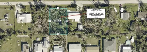 5607 Easy St, Bokeelia, FL 33922