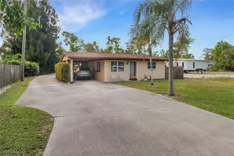 27830 Old Seaboard Rd, Bonita Springs, FL 34135