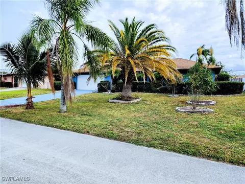107 SE 21st Ave, Cape Coral, FL 33990