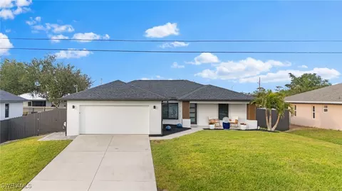 517 NW 3rd Ter, Cape Coral, FL 33993