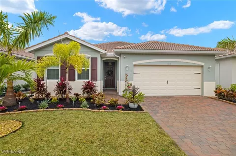 3833 Crosswater Dr, North Fort Myers, FL 33917