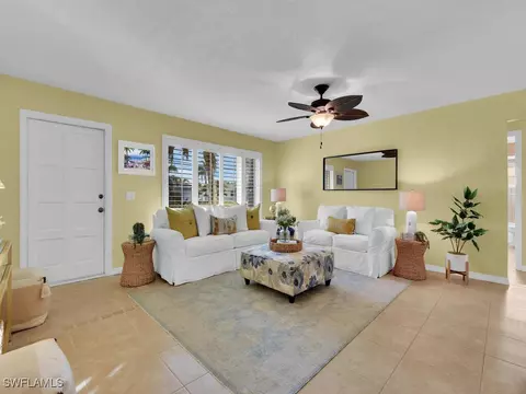 1135 SE 31st Ter, Cape Coral, FL 33904