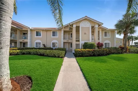7706 Jewel Ln #104, Naples, FL 34109