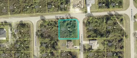 706 Da Vinci Ave S, Lehigh Acres, FL 33974
