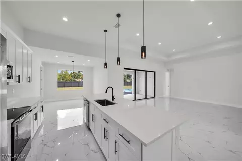 849 NW 2nd St, Cape Coral, FL 33993