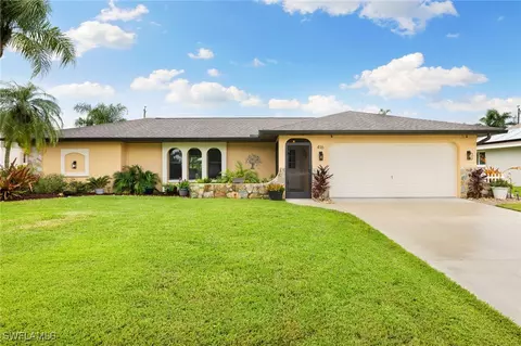 416 SW 32nd Ter, Cape Coral, FL 33914