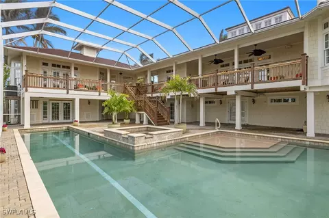 4166 Dingman Dr, Sanibel, FL 33957