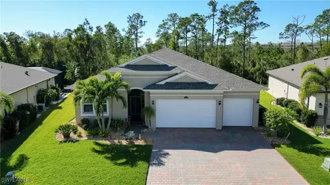 3135 Amadora Cir, Cape Coral, FL 33909