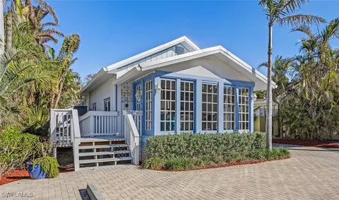 11526 Andy Rosse Ln, Captiva, FL 33924