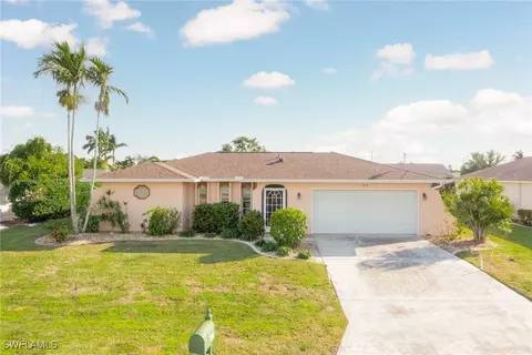 1818 SE 5th St, Cape Coral, FL 33990