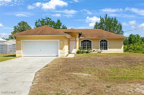 743 Switchboard Ln, Lehigh Acres, FL 33974