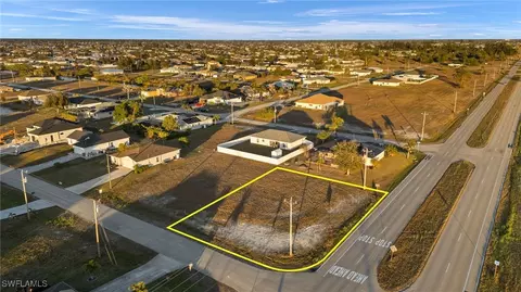 1601 NW 7th Pl, Cape Coral, FL 33993