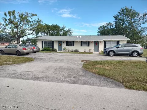 4805 Marine Dr, Cape Coral, FL 33904