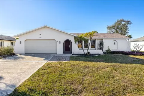 1404 SE 22nd Ter, Cape Coral, FL 33990