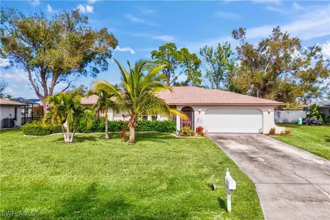 2217 SE 3rd Ter, Cape Coral, FL 33990