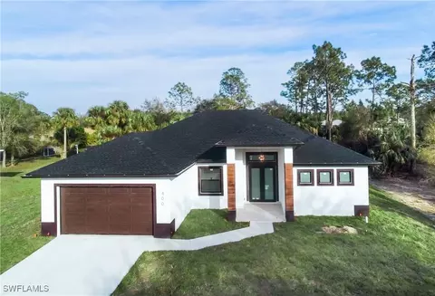 400 Desoto Ave, Lehigh Acres, FL 33972