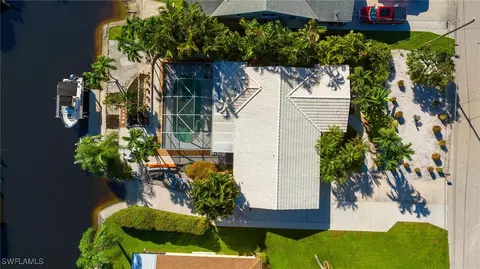 6232 Plumosa Ave, Fort Myers, FL 33908