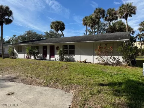 1863 1865 Lavonia Ln, North Fort Myers, FL 33917