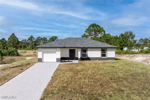 620 Parker Ave S, Lehigh Acres, FL 33974
